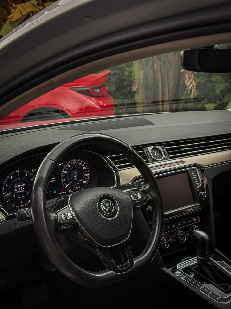 Volkswagen Passat 2.0 TSI — foto 7
